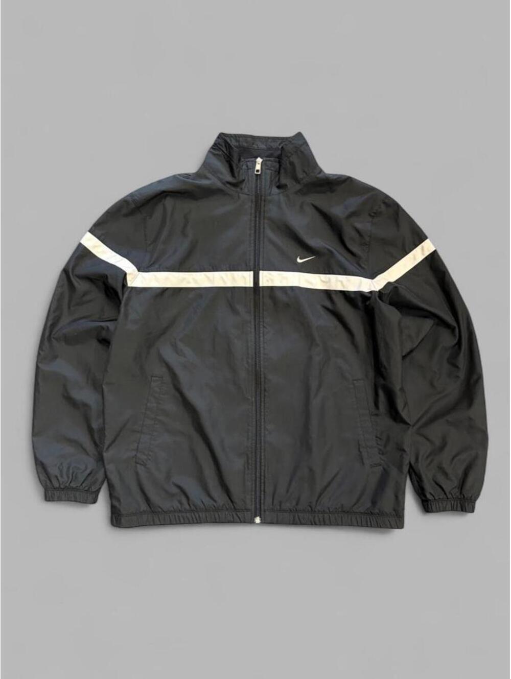 Black Nike Windbreaker